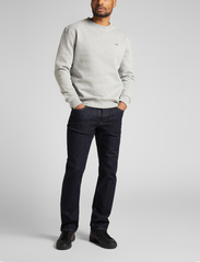 Lee Jeans - PLAIN CREW SWS - sportiska stila džemperi - grey mele - 2
