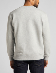 Lee Jeans - PLAIN CREW SWS - sportiska stila džemperi - grey mele - 3