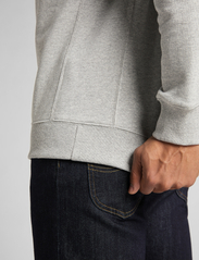 Lee Jeans - PLAIN CREW SWS - sportiska stila džemperi - grey mele - 5