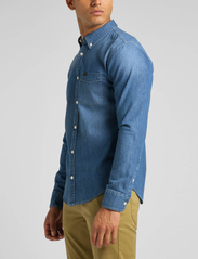 Lee Jeans - LEE BUTTON DOWN - džinsiniai marškiniai - tide blue - 4