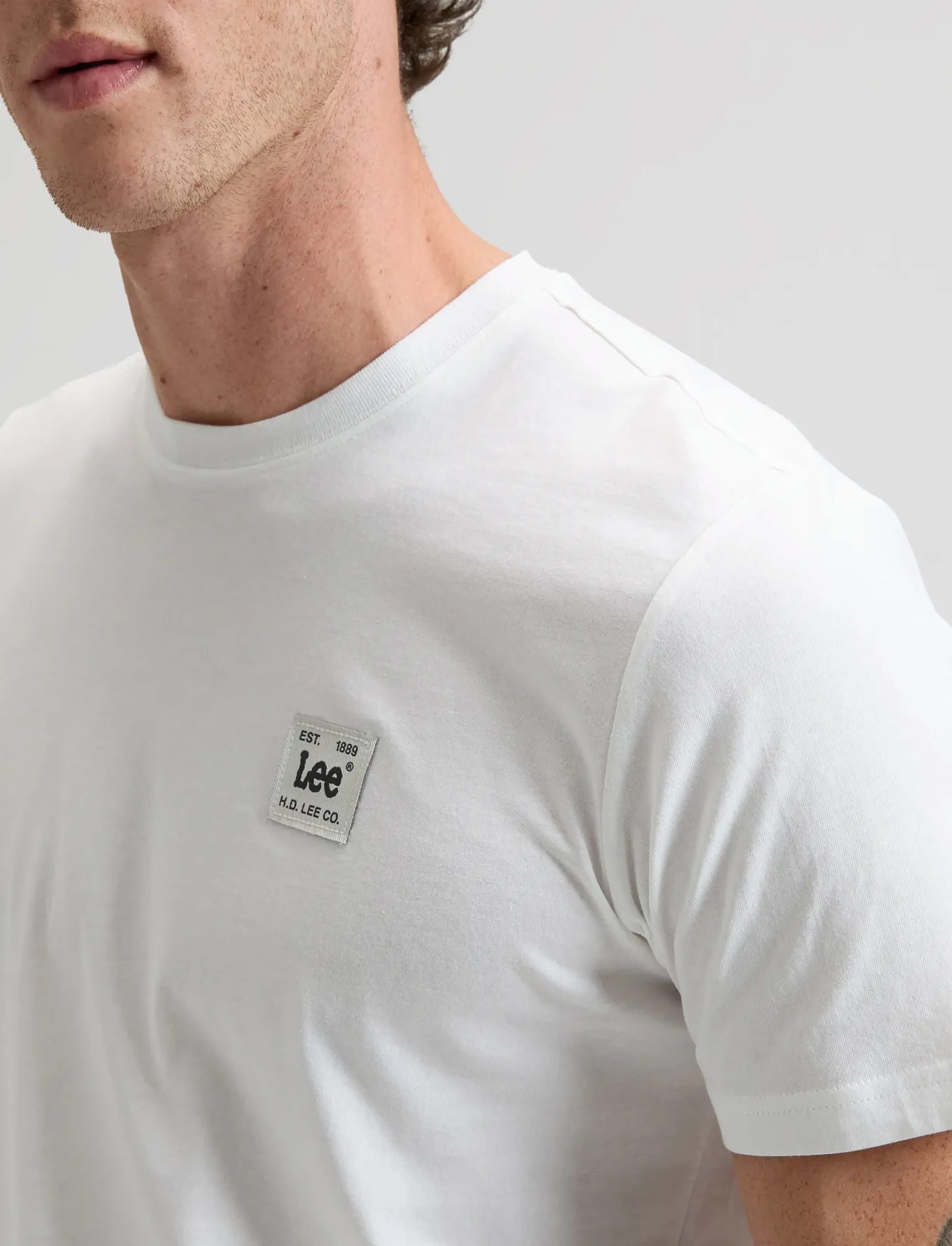 Lee Jeans - WOVEN LABEL TEE - laveste priser - bright white - 5