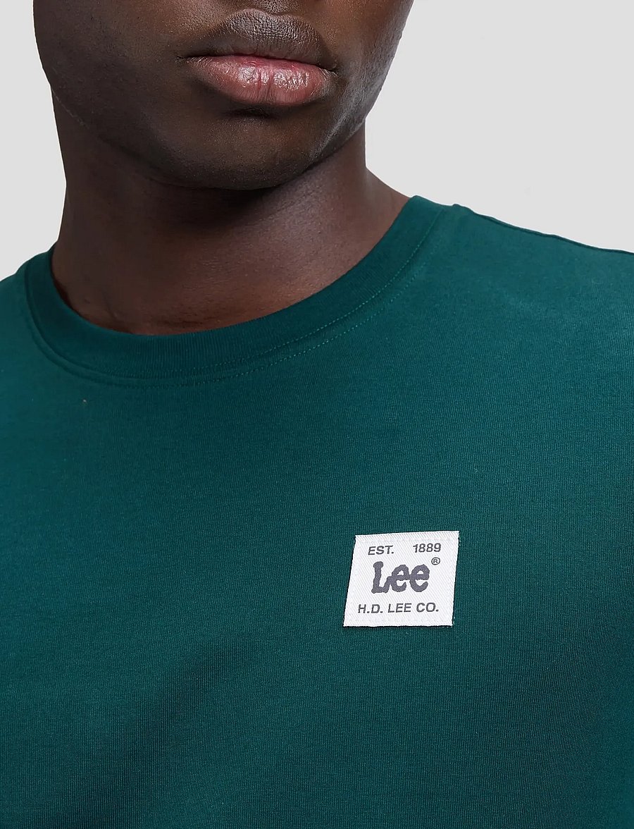 Lee Jeans - WOVEN LABEL TEE - kortærmede t-shirts - jade forest - 5