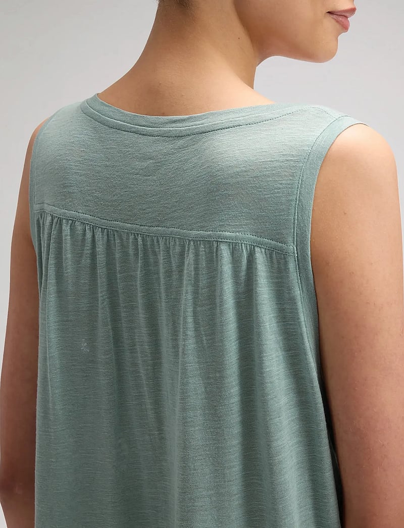 Lee Jeans - TANK TOP - Ärmellose blusen - desert sage - 5
