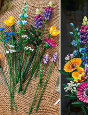 LEGO - Wildflower Bouquet Flowers Set for Adults - fødselsdagsgaver - multicolor - 18