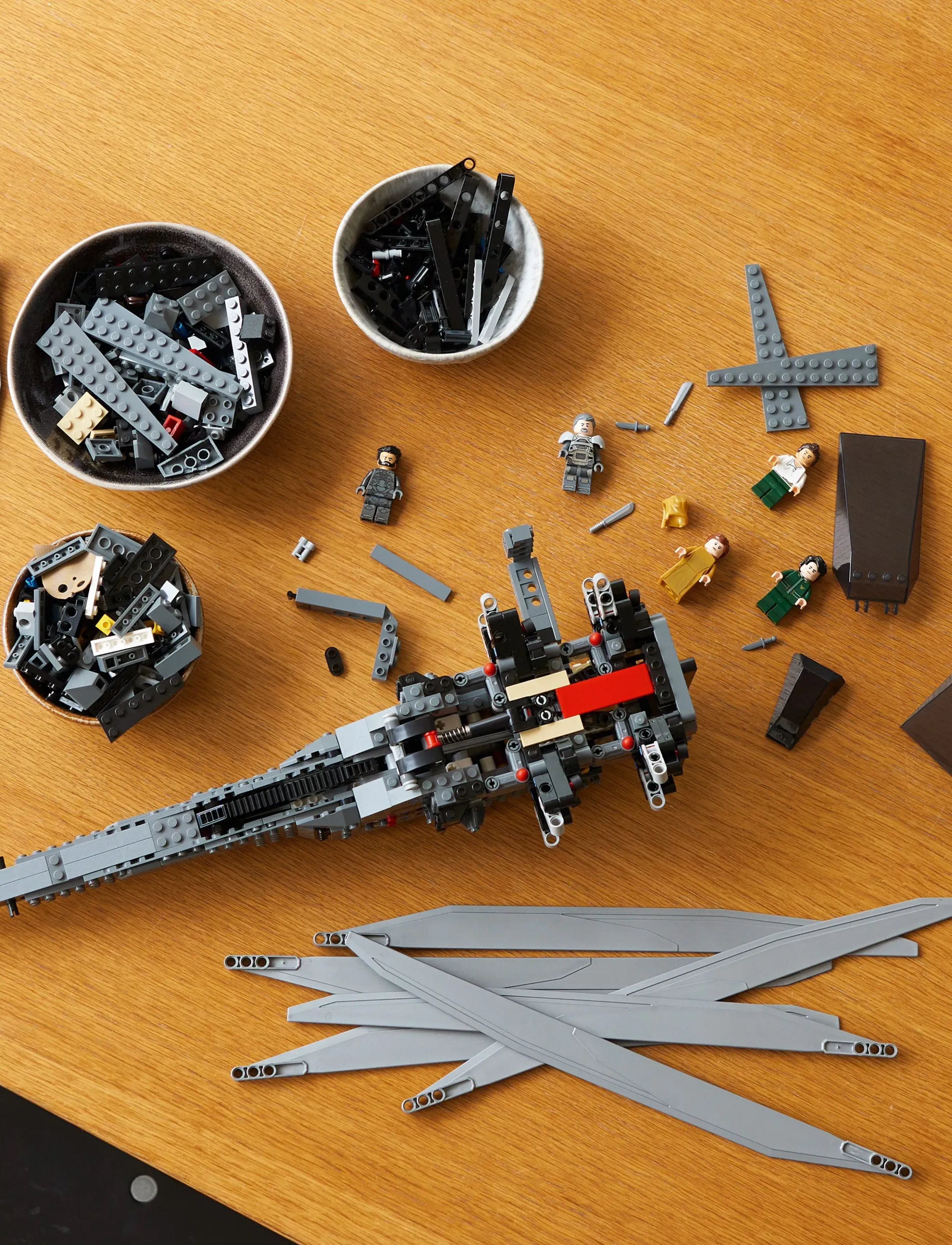 LEGO Icons Dune Atreides Royal Ornithopter Set 10327 (LGO10327