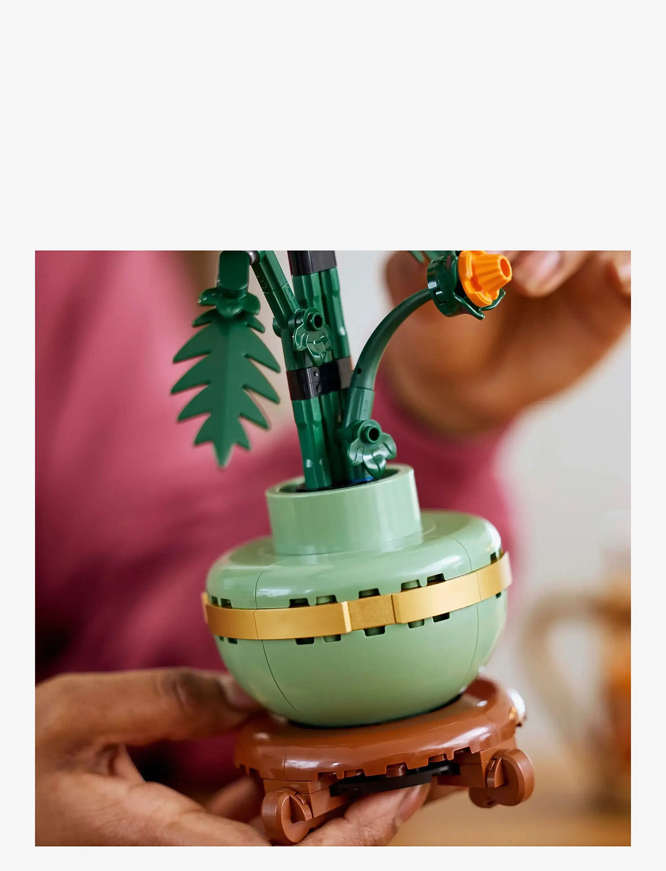 LEGO - Botanicals Chrysanthemum Flower Decor Building Set 10368 - lego adults welcome - multi - 4