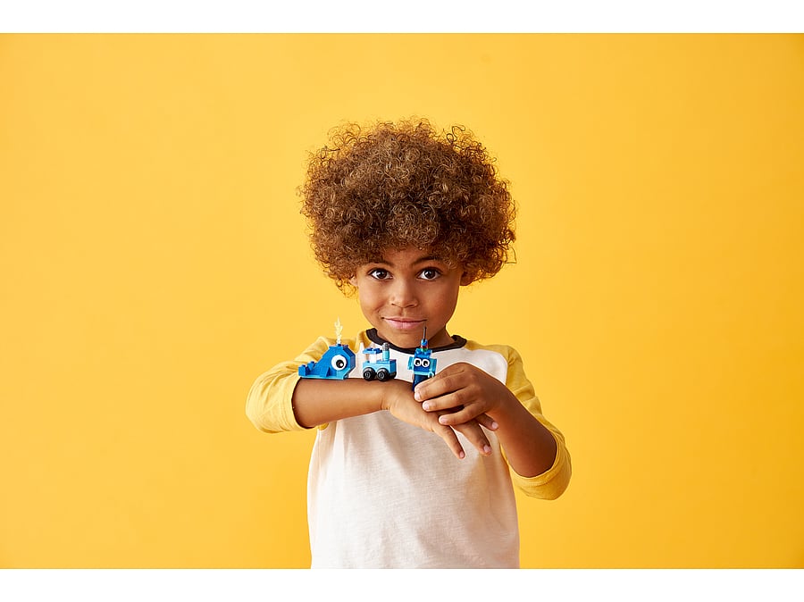 LEGO - Classic Creative Blue Bricks 11006 Kids’ Building Kit Starter Set - multicolor - 5