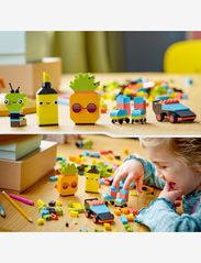 LEGO - Creative Neon Fun Creative Brick Box Set - alhaisimmat hinnat - multicolor - 6