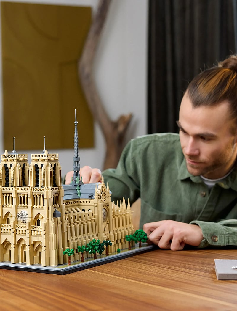 LEGO Architecture Notre-dame De Paris Set 21061 (LGO21061) LEGO
