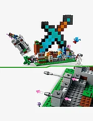 LEGO - The Sword Outpost Toy with Mobs - lego® minecraft® - multicolor - 4