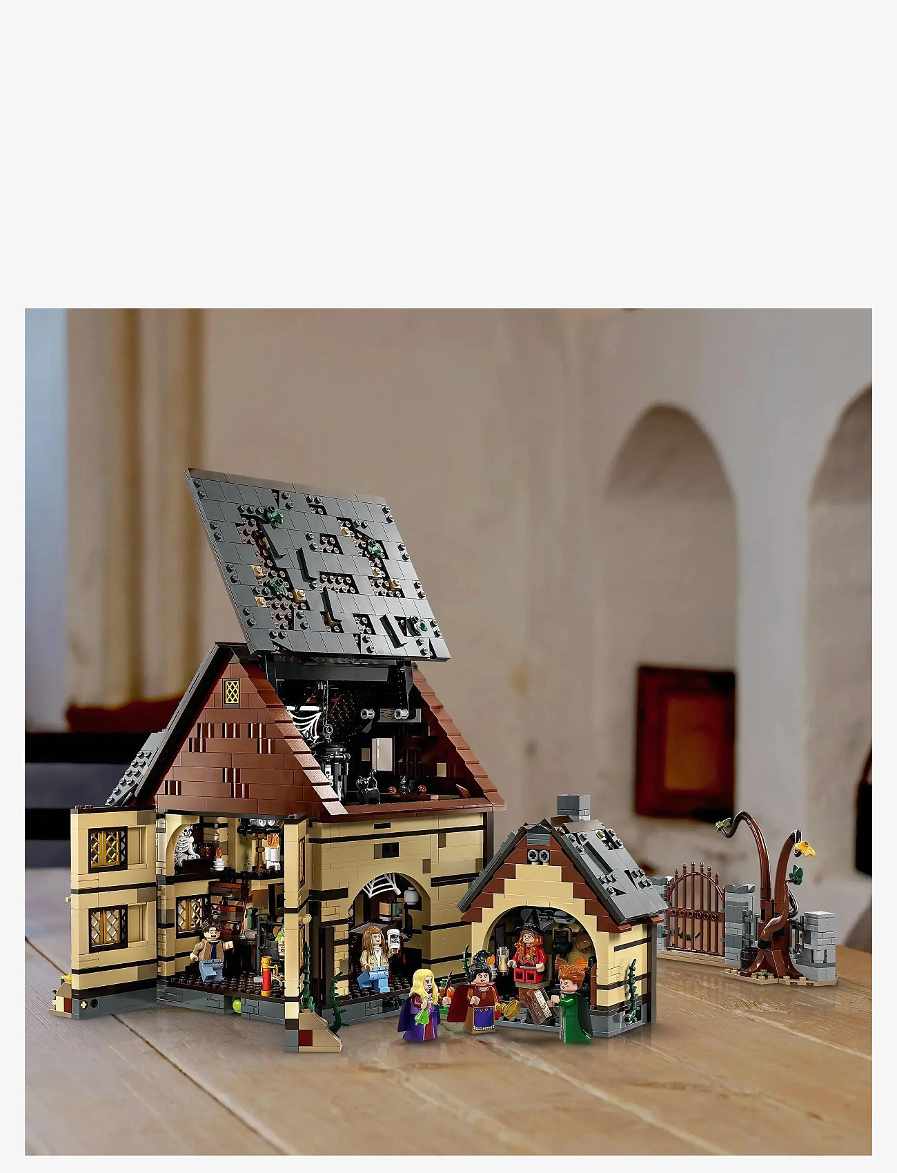 LEGO - Ideas Disney Hocus Pocus: The Sanderson Sisters' Cottage 21341 - multi - 5