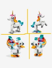 LEGO - 3 in 1 Magical Unicorn Toy Animal Playset - laveste priser - multicolor - 4