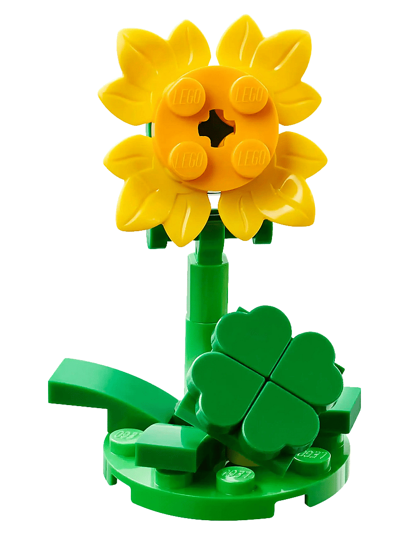 LEGO - Creator 3in1 Cute Bunny Toy Animal Playset 31162 - lego® creator - multi - 2