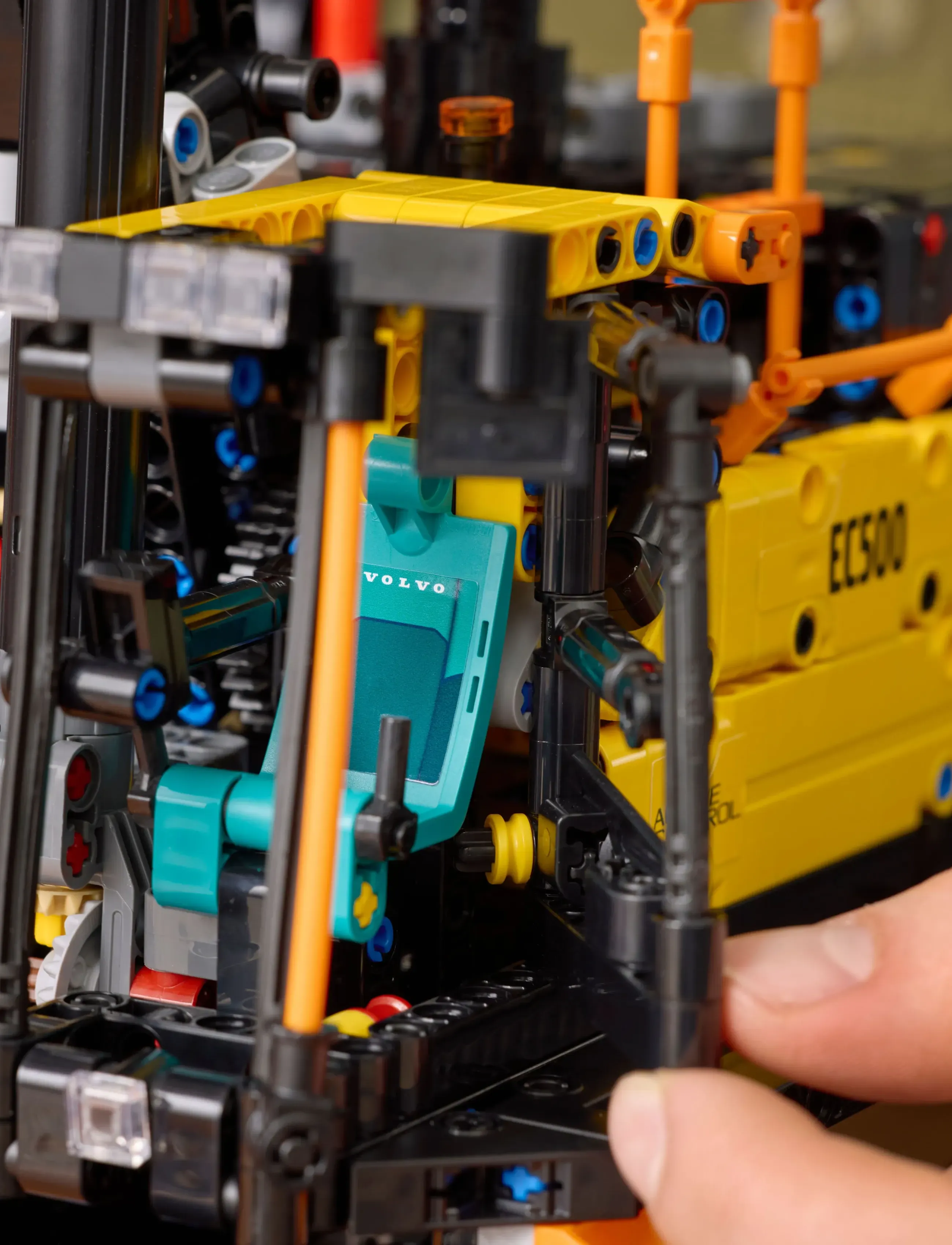 LEGO Technic Volvo EC500 Hybrid Excavator Set, Gift for Adults 42215 - Birthday - MULTI / multi