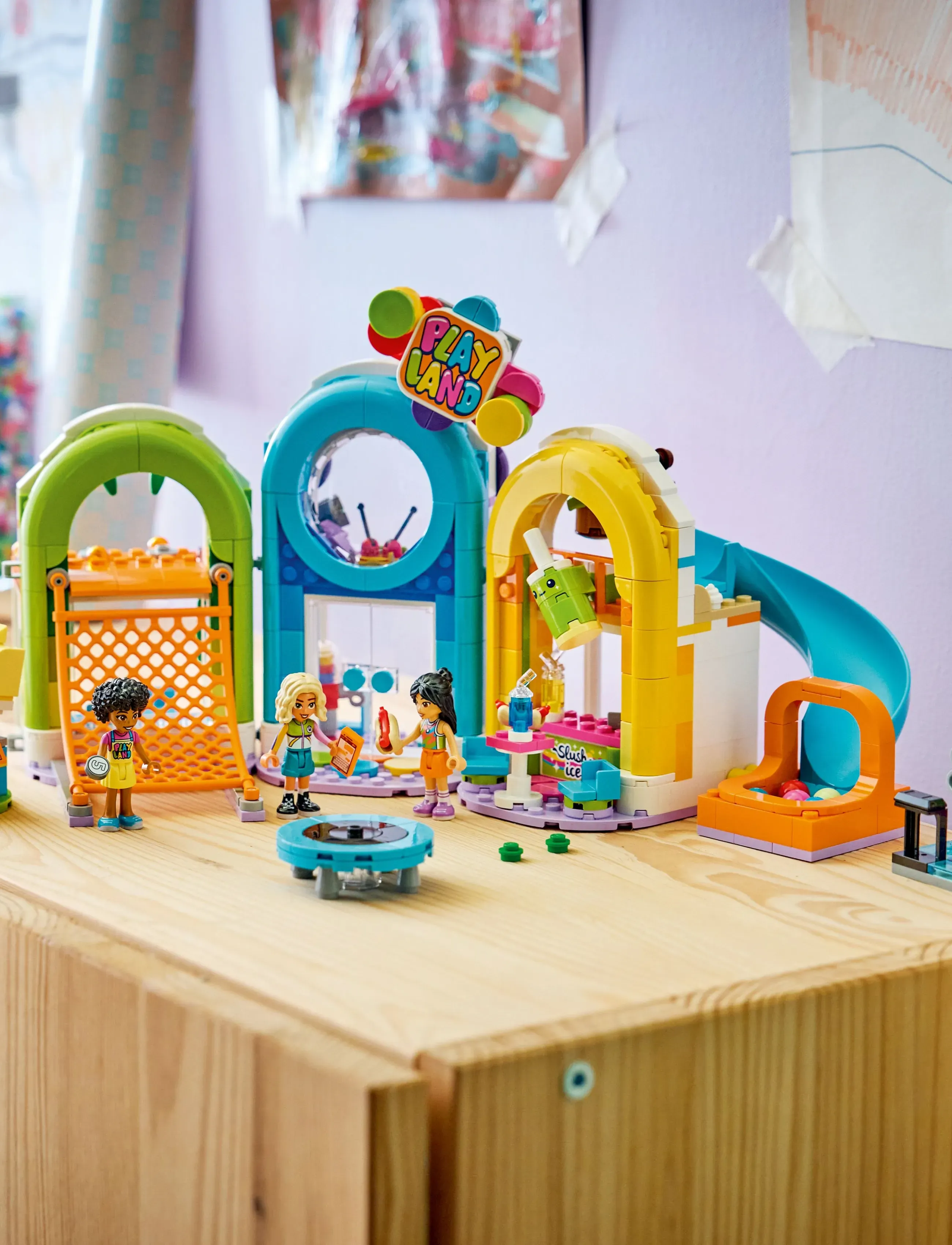 LEGO Sjovt Indendørs Legeland 42686, One Size, Lego Spielzeug, Mehrfarbig/gemustert - friends, Kinder