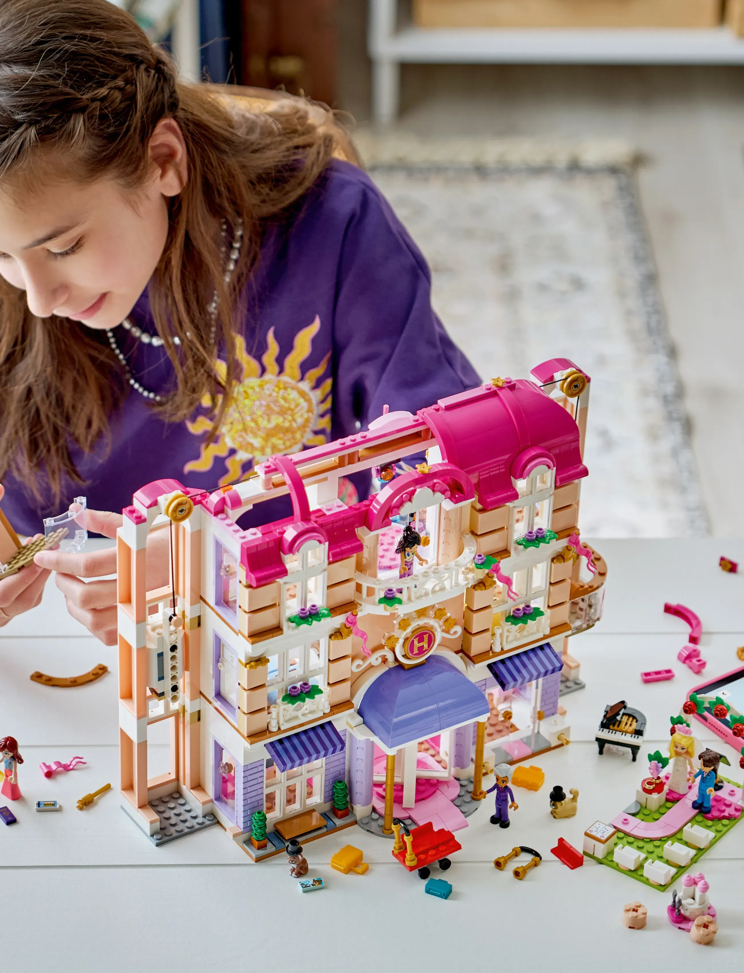 LEGO - Heartlake City Grand Hotel 42704 - lego friends - multi - 5
