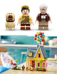 LEGO - | Disney and Pixar ‘Up’ House Model Building Set​ - bursdagsgaver - multicolor - 11