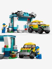 LEGO - Carwash Set with Toy Car Wash and Car - laveste priser - multicolor - 4