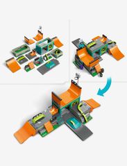 LEGO - Street Skate Park Set, Skateboard Stunts Toy - födelsedagspresenter - multicolor - 4