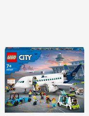 LEGO - Passenger Aeroplane Toy & 4 Airport Vehicles - födelsedagspresenter - multi - 1