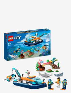 Explorer Diving Boat Set with Submarine Toy, LEGO