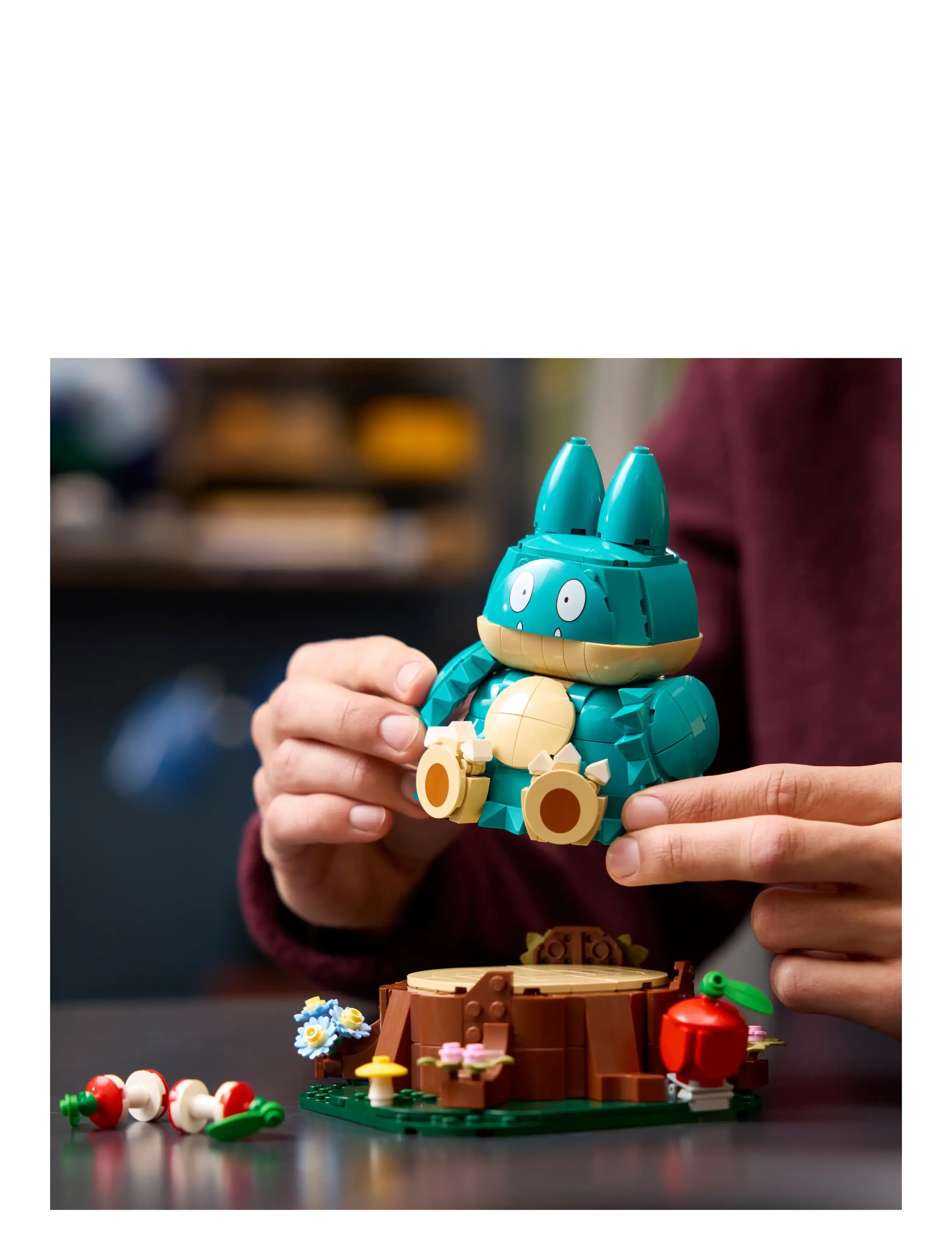 LEGO - PokéMunchlax Figure Decor Building Set 72150 - lego pokémon - multi - 4