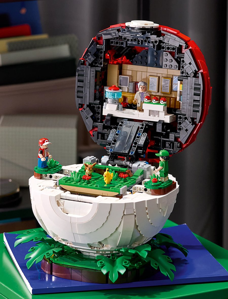 LEGO - PokéIconic Trainer Moments Poké Ball Decor 72154 - lego pokémon - multi - 4