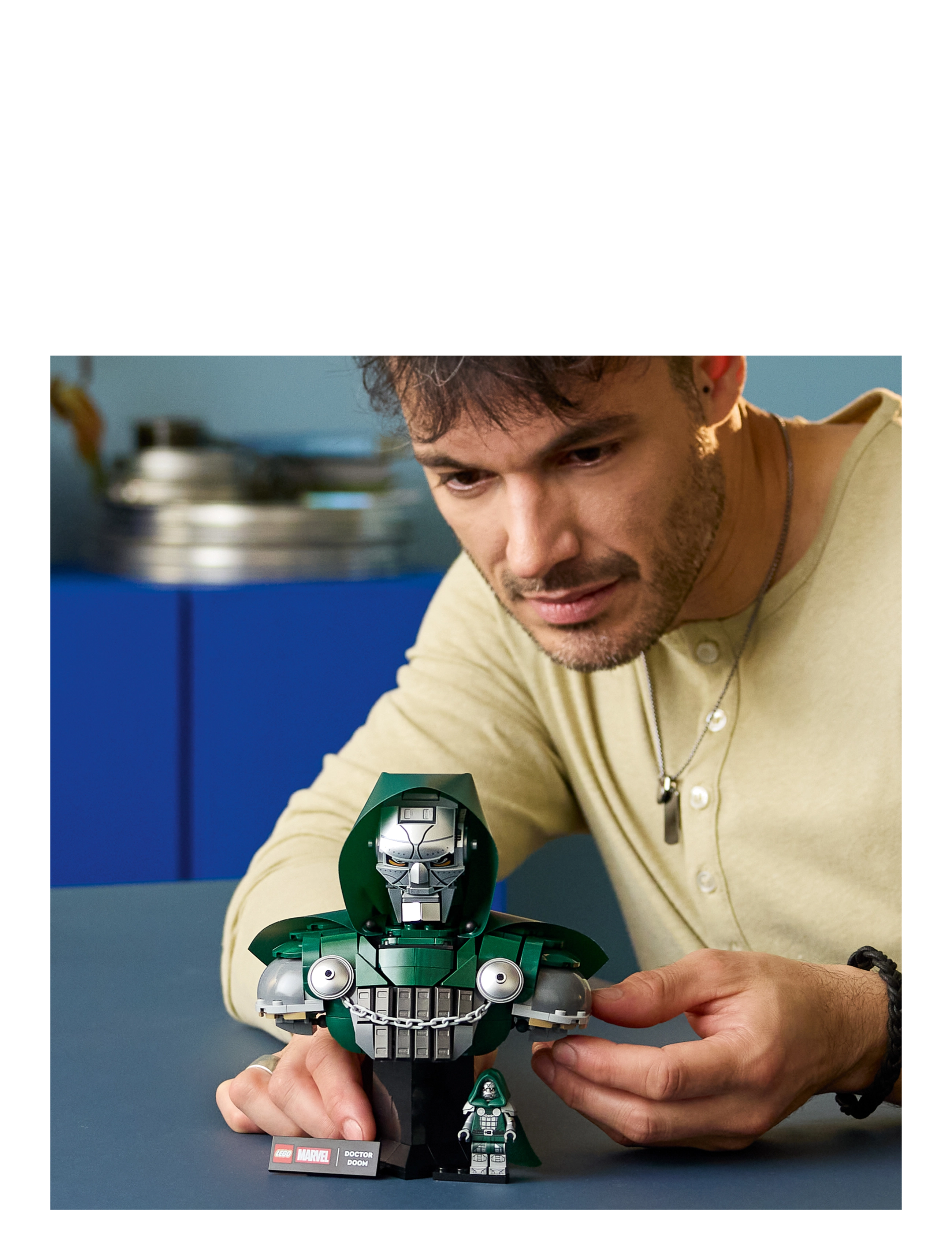 LEGO - Doctor Doom Bust 76345 - lego super heroes - multi - 5