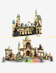LEGO - The Battle of Hogwarts Castle Toy - lego® harry potter™ - multicolor - 4