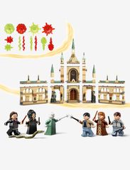 LEGO - The Battle of Hogwarts Castle Toy - lego® harry potter™ - multicolor - 5
