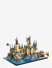 LEGO - Hogwarts Castle and Grounds Big Set - lego® harry potter™ - multi - 2