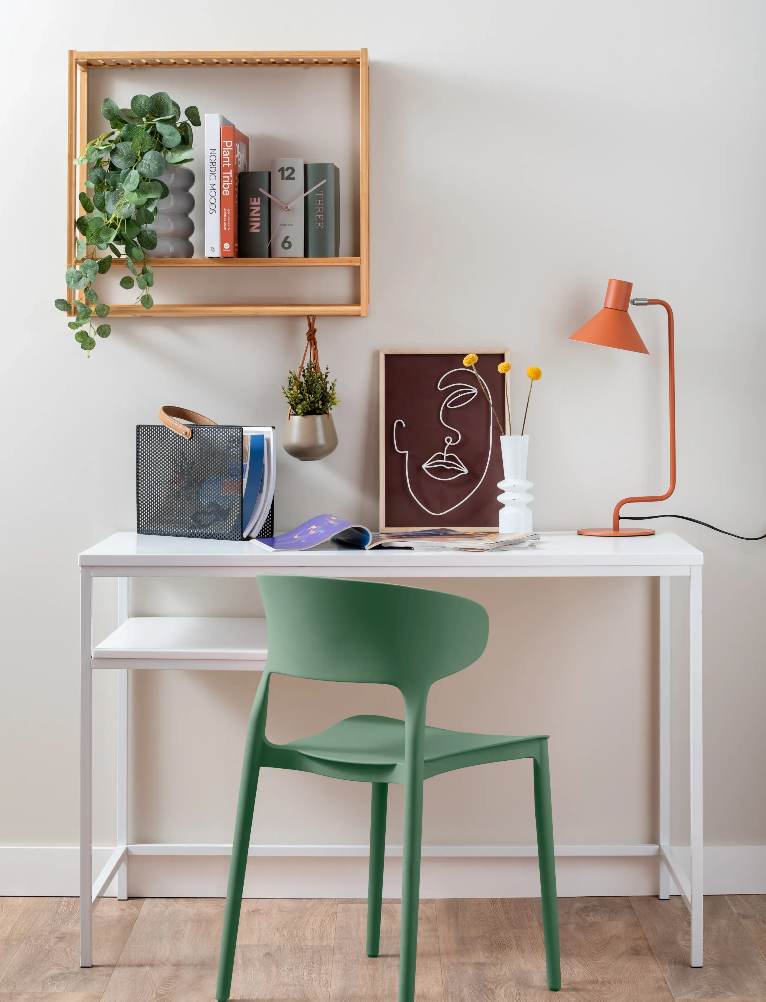 Leitmotiv Dining Chair Fain, H75 cm, Chairs & Stools, Grün - Chairs, Homeware