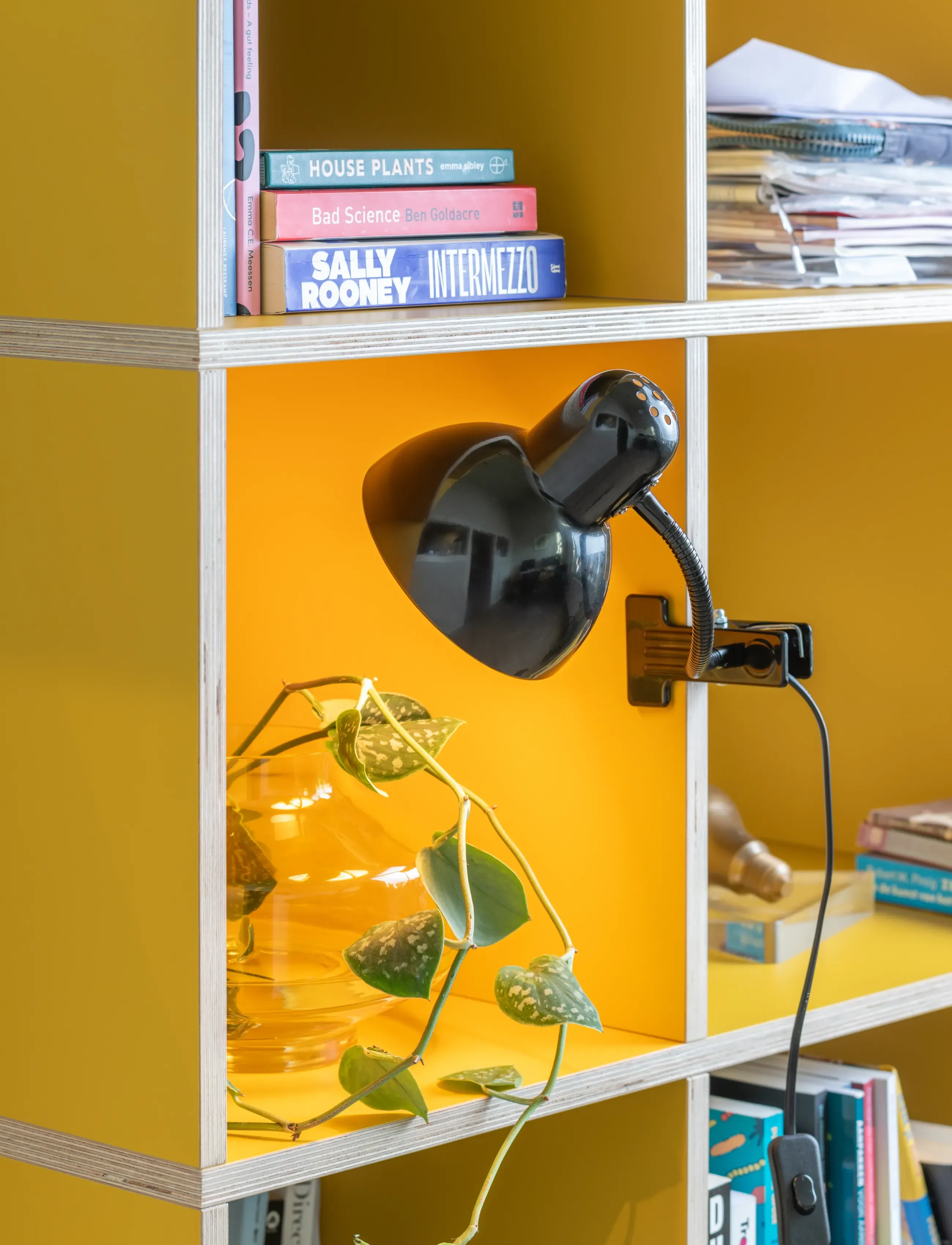 Leitmotiv Clip On Lamp New Retro, Ø 14 cm, Black, Belysning > Natlamper, Børn