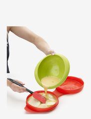 Lekué - Big Microwave Omelette - de laveste prisene - red - 1
