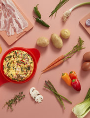 Lekué - Big Microwave Omelette - de laveste prisene - red - 5