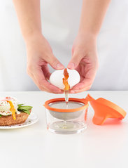 Lekué - Poached egg cooker - mažiausios kainos - orange - 4
