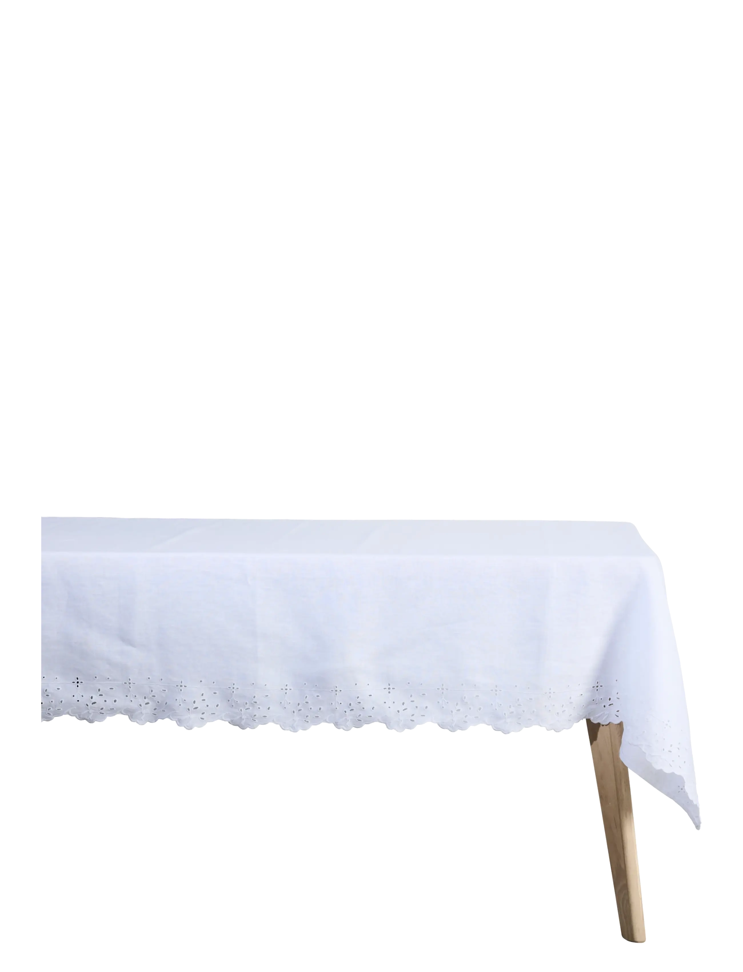 Lene Bjerre Anglaise tablecloth 320x140x cm. White - Tableware - WHITE / white