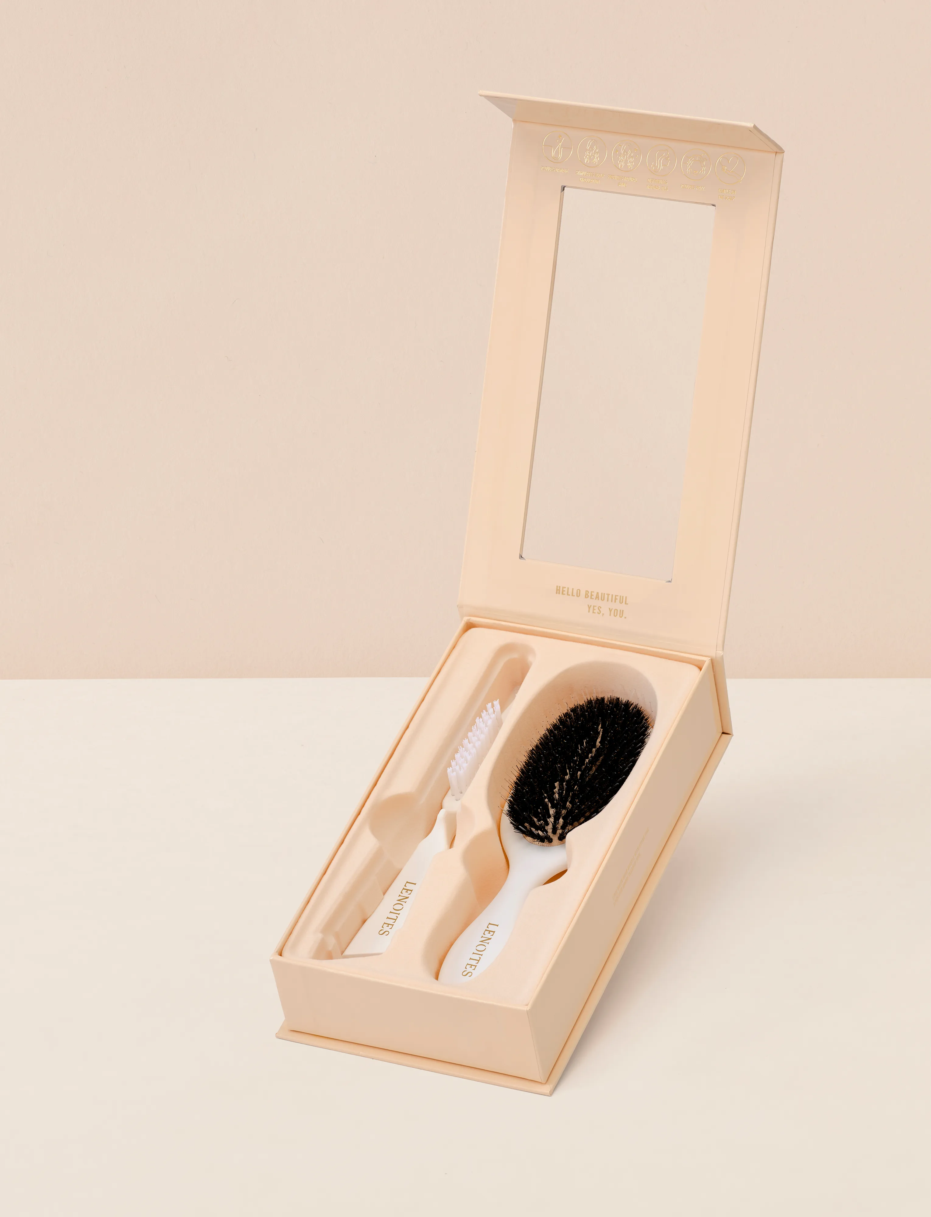 Lenoites - Hair Brush Wild Boar with pouch and cleaner tool White - white - 5