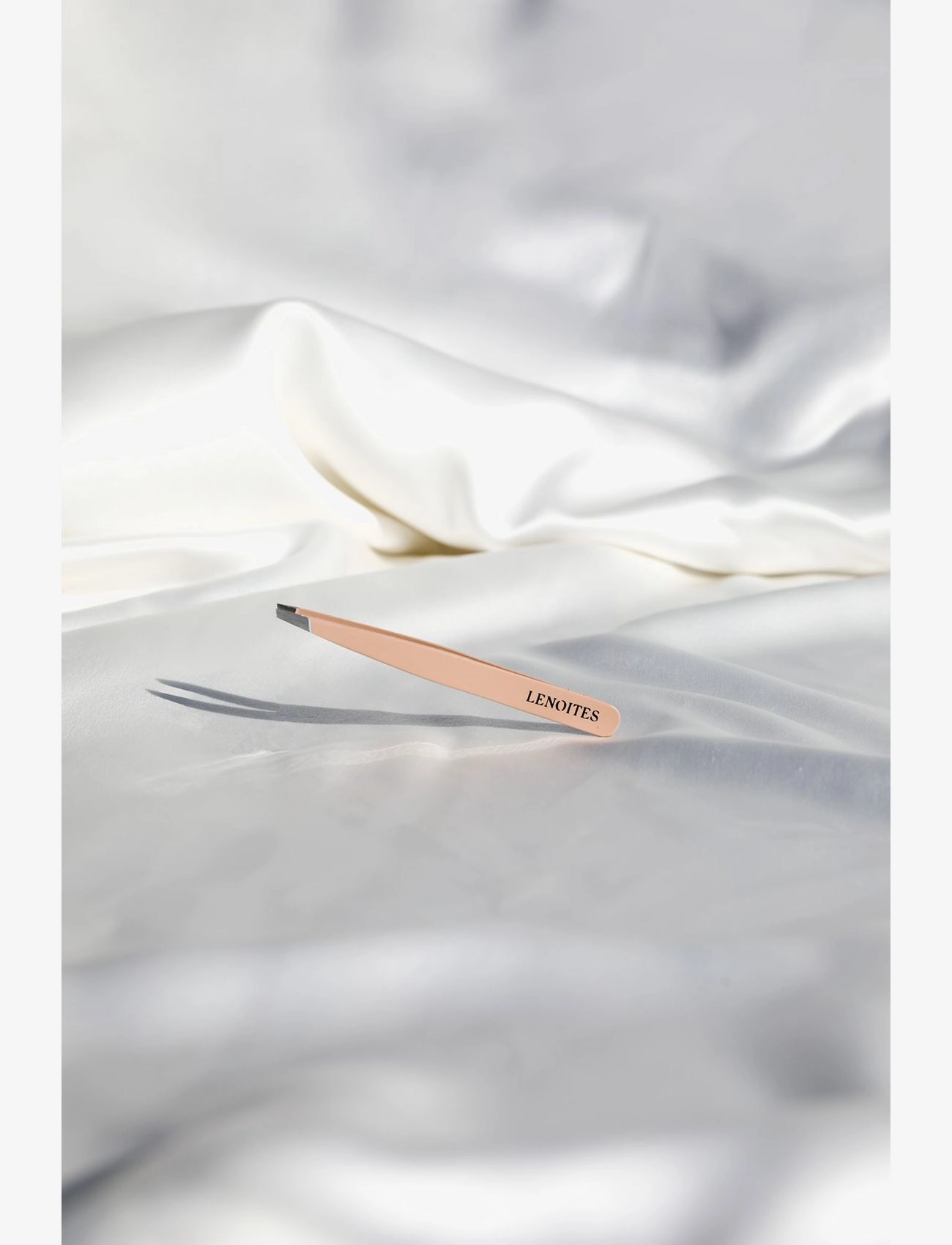 Lenoites - Premium Slant Tweezer - sminke - pink/nude - 2