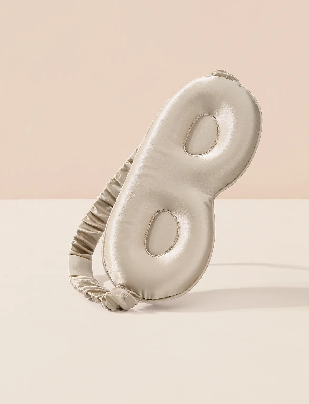 Lenoites - Mulberry Silk Contour Sleep Mask Greige - sovmasker - greige - 1