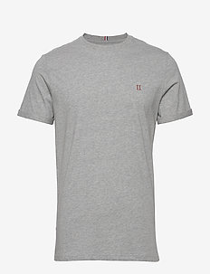 Nørregaard T-Shirt, Les Deux