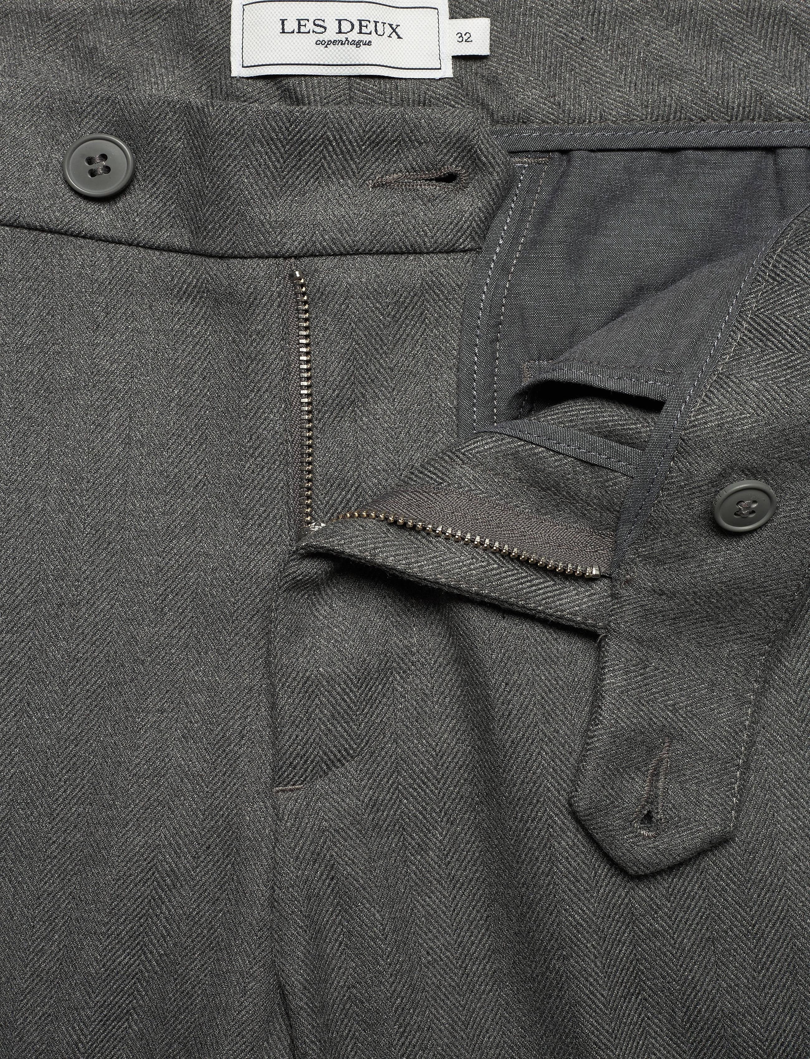 Les Deux - Como Herringbone Suit Pants - light grey melange/charcoal - 3