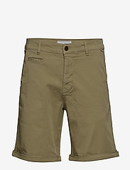 Orta Shorts - TEA GREEN