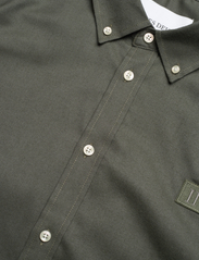 Les Deux - Piece Brushed Shirt - basic-hemden - olive night/deep forrest-light grey - 3