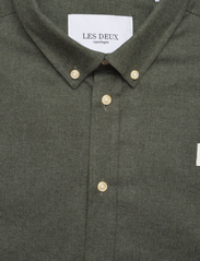 Les Deux - Piece Brushed Shirt - basic-hemden - dark olive/ivory-sequoia - 2