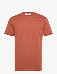 Les Deux - Nørregaard T-Shirt - basic t-shirts - sequoia/orange - 0