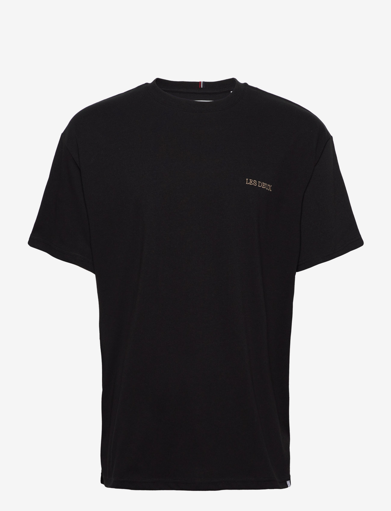 BLACK/DARK SAND