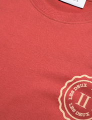Les Deux - Donovan T-shirt - kurzärmelige - rust red/ivory - 2