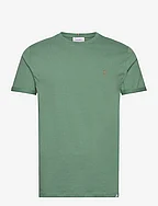 Nørregaard T-Shirt - Seasonal - DARK IVY GREEN/ORANGE