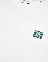 Les Deux - Piece Pique T-Shirt - kortärmade t-shirts - white/pacific ocean-white - 2